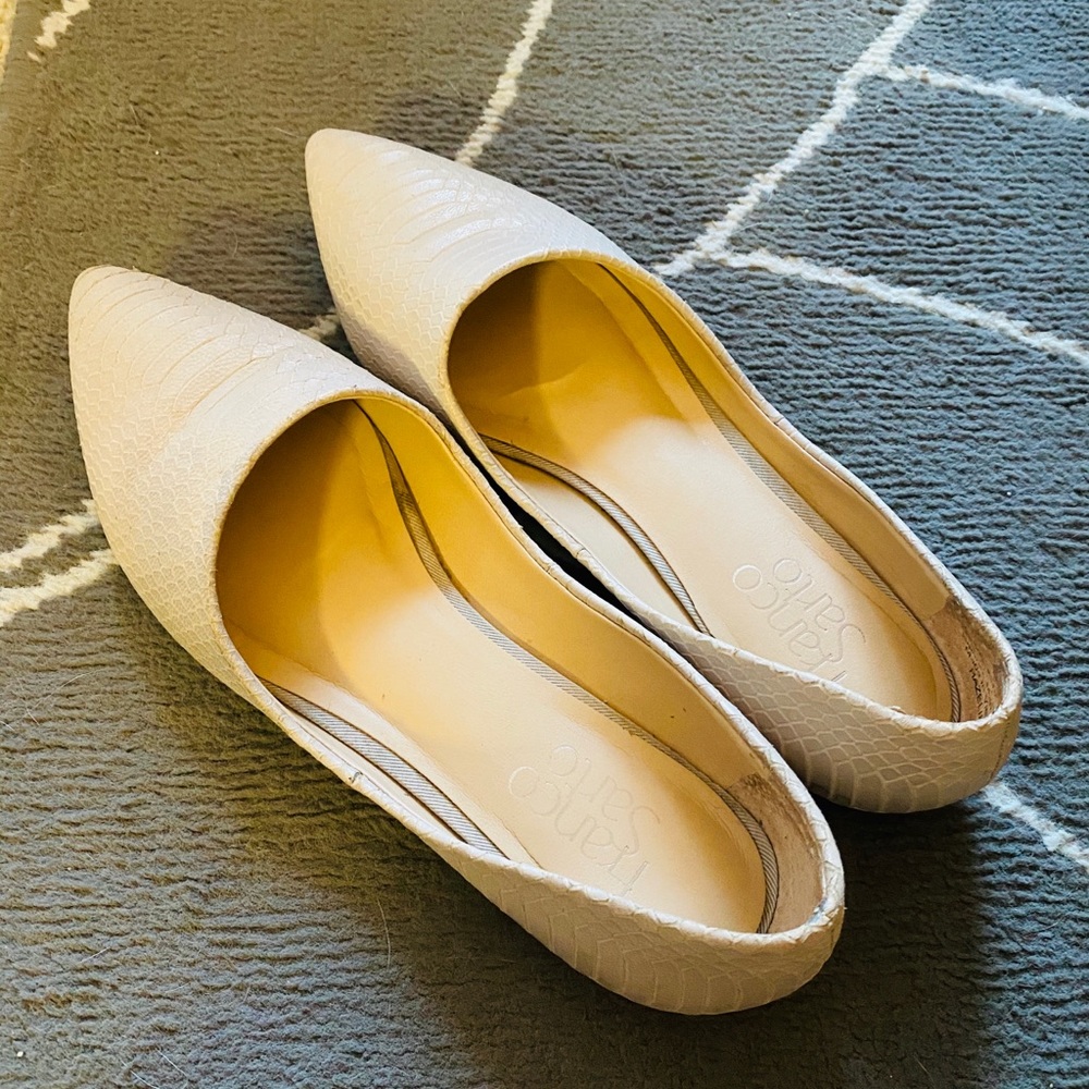 Cream Snakeskin Flats Size 7